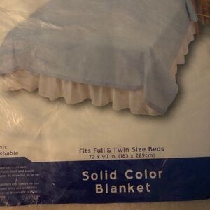 New Vintage Home Essentials Blanket fits size full and twin